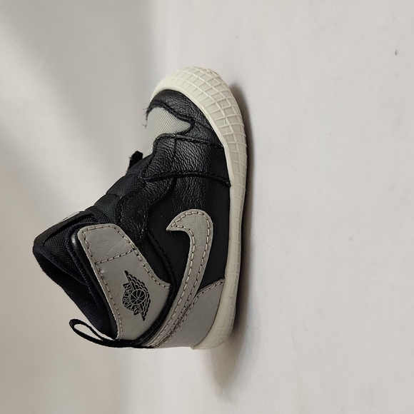Jordan 11 Crib Bootie (Size 1c) - Picture 1 of 12